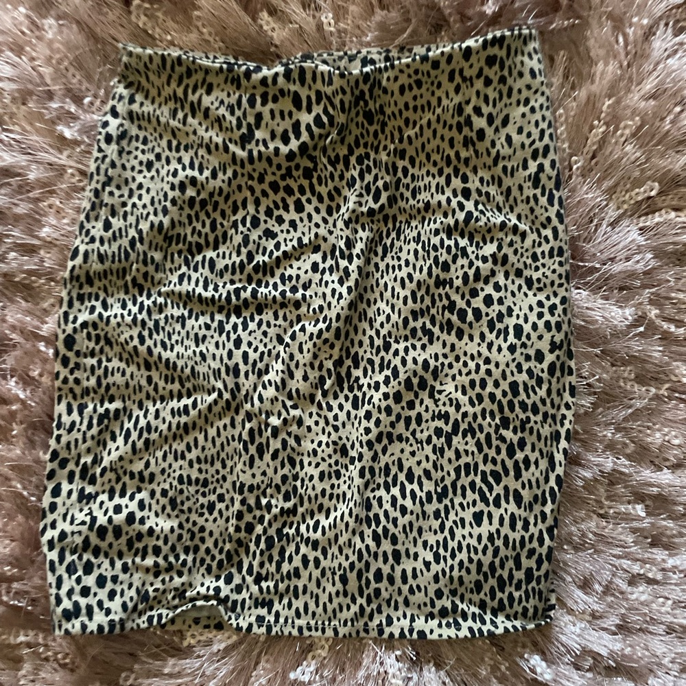 Brandy Melville Cheetah Print Mini Skirt One Sise Fits XS